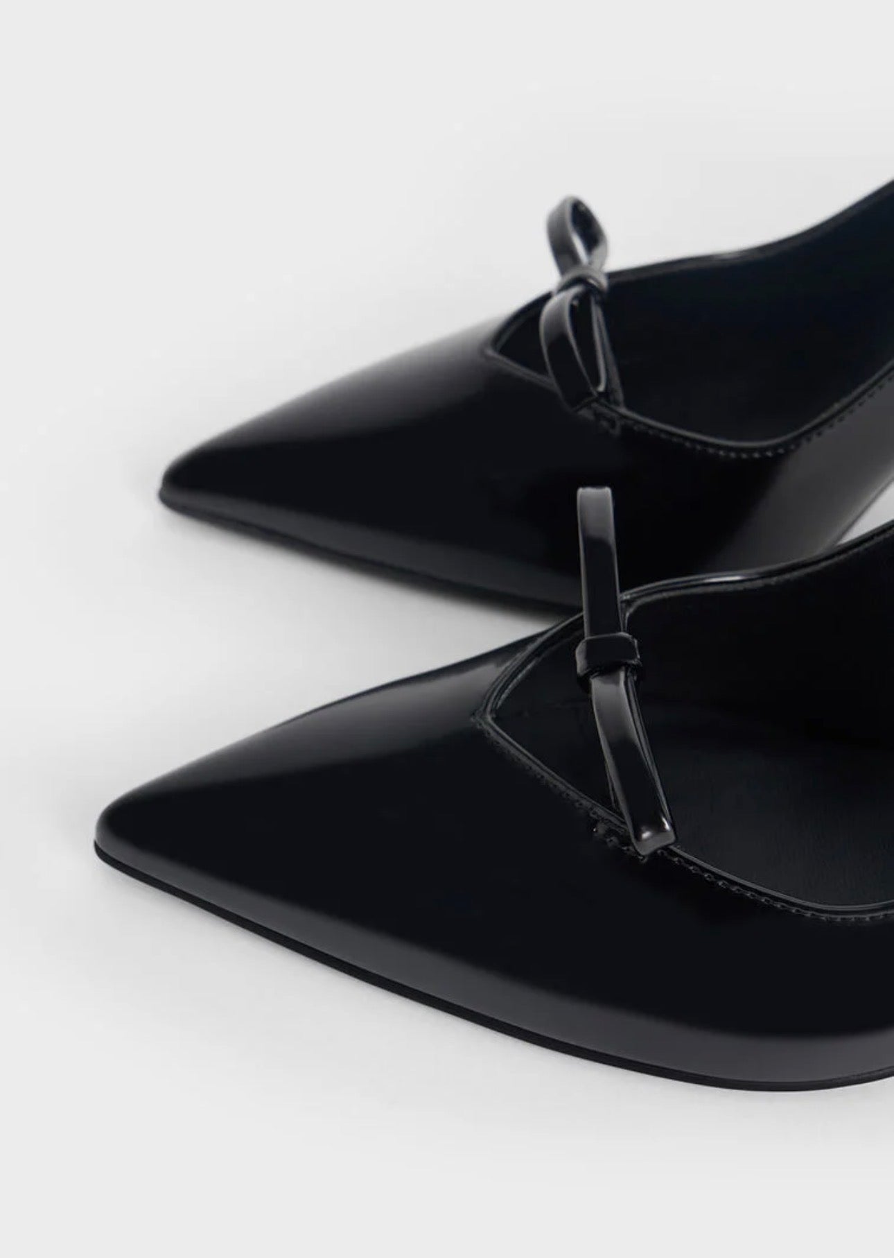 Bow Slingback Pumps - Black Box