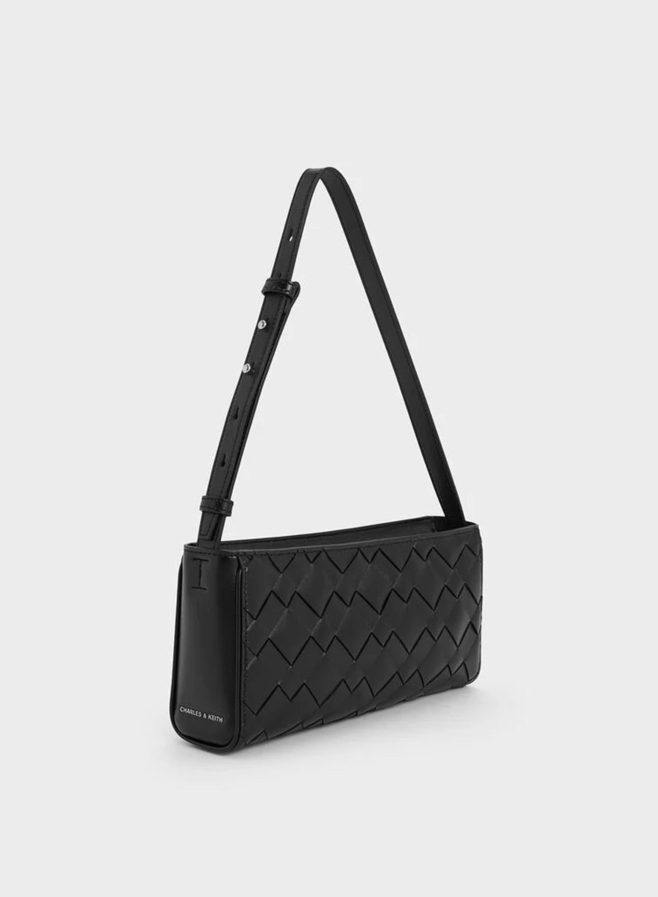 Ivette Woven Elongated Shoulder Bag - Noir