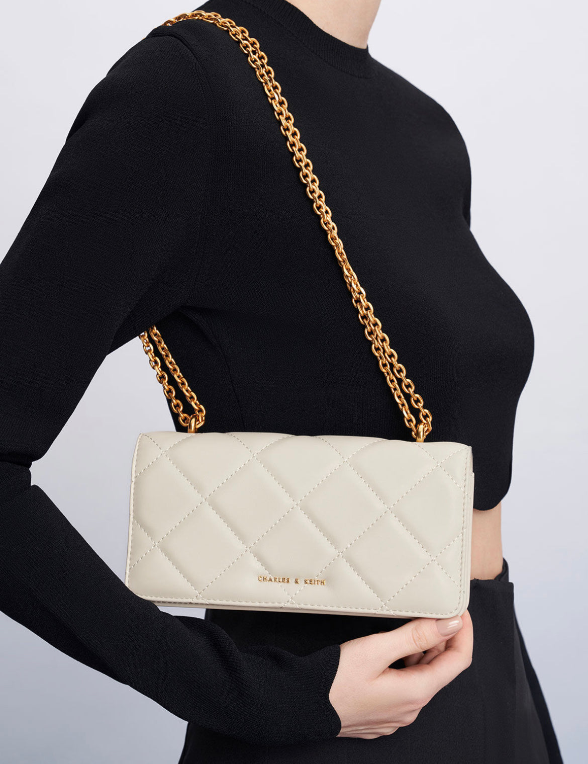 Paffuto Chain Handle Quilted Long Wallet - Cream