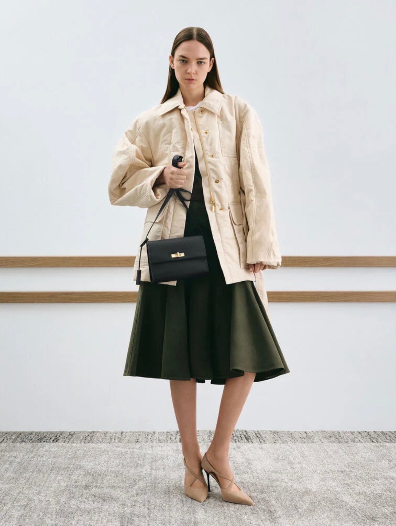 Chance Recycled Leather Turn-Lock Crossbody Bag - Black