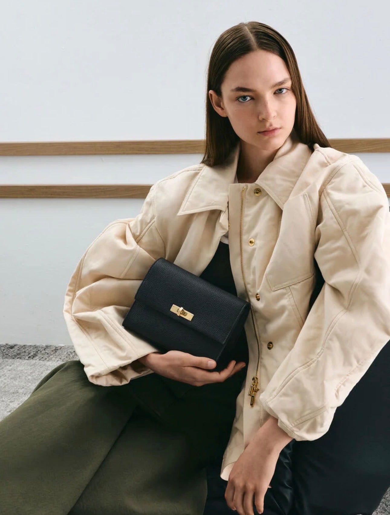 Chance Recycled Leather Turn-Lock Crossbody Bag - Black