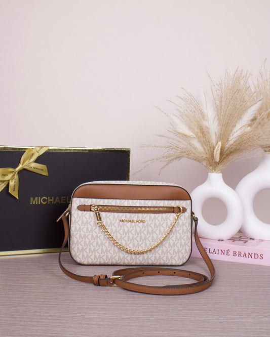 Jet Set Large Logo Crossbody Bag - VANILLA