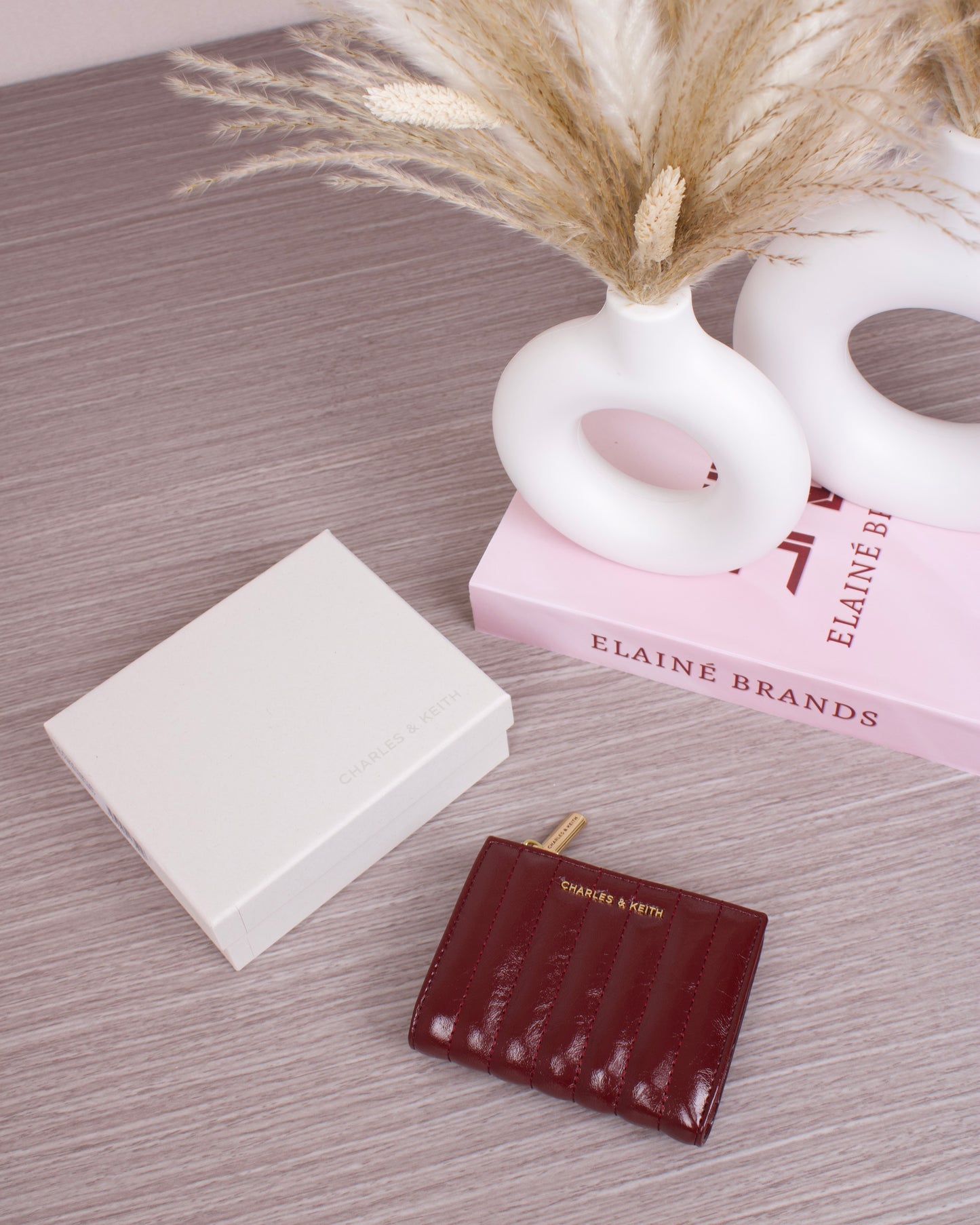 Donna Crinkle-Effect Panelled Top-Zip Wallet - Burgundy