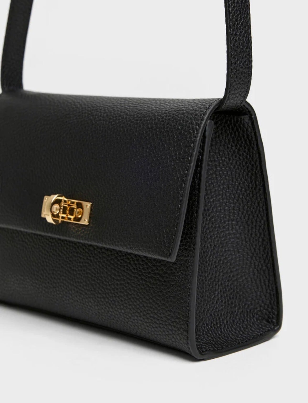 Chance Recycled Leather Turn-Lock Crossbody Bag - Black