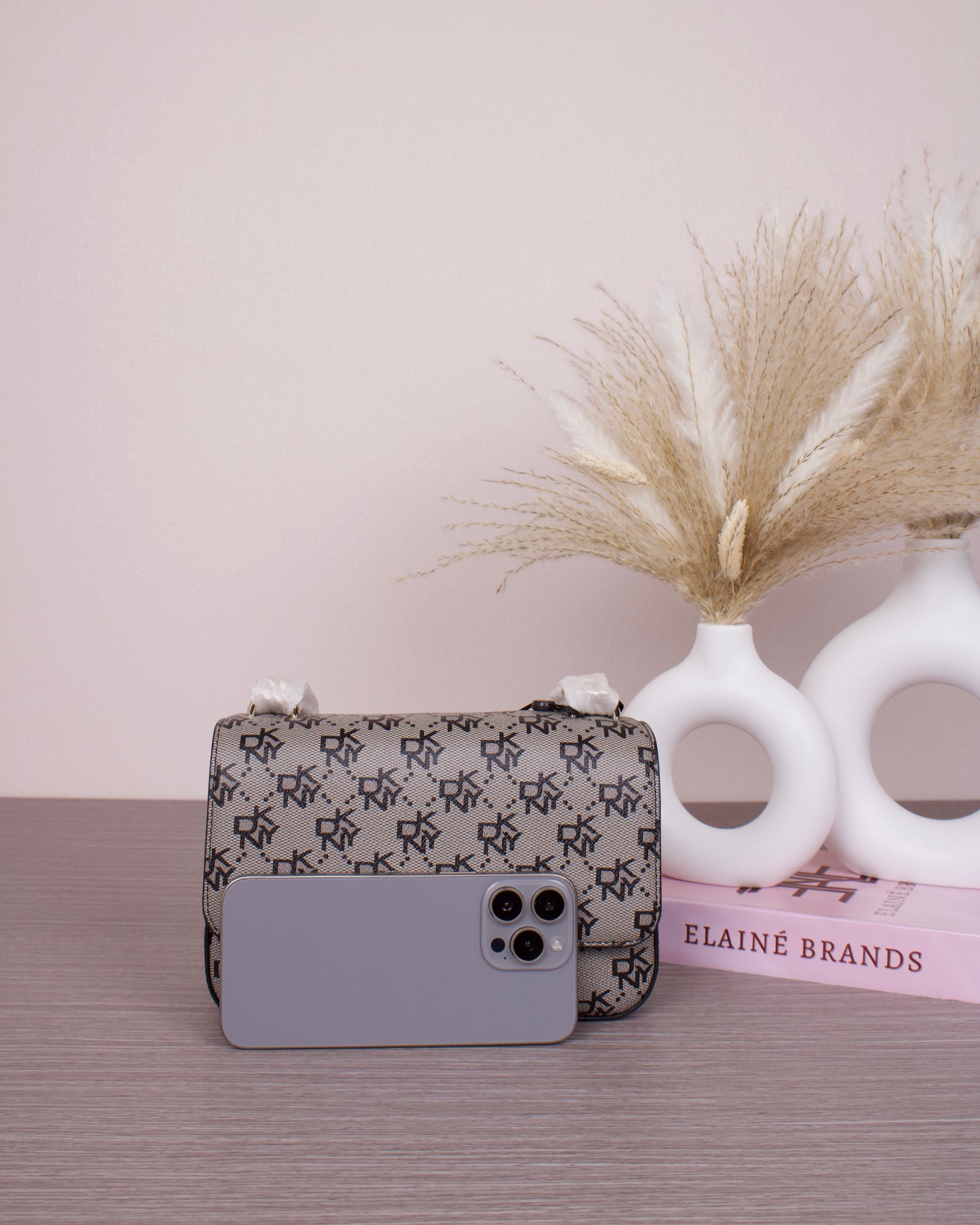 Sina Shoulder Flap - warm grey/black